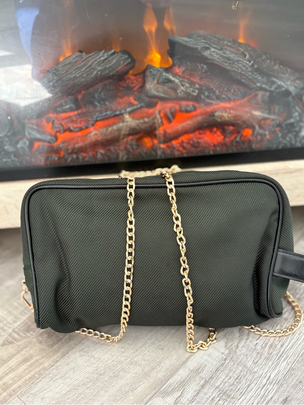 Authentic Louis Vuitton Taiga Leather Dopp clutch crossbody tote purse handbag